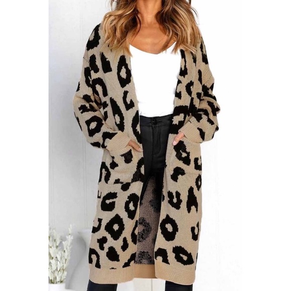 SOLD OUT Beige Leopard Open Cardigan W/ Pockets One Size - Picture 2 of 5